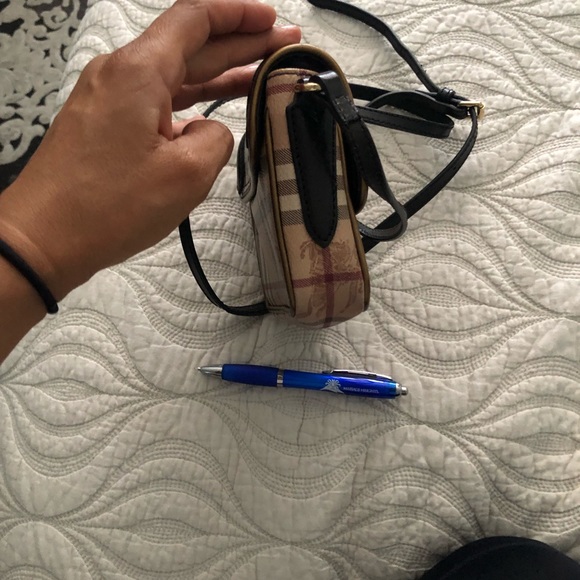 Burberry Mini haymaker crossbody - Picture 3 of 7